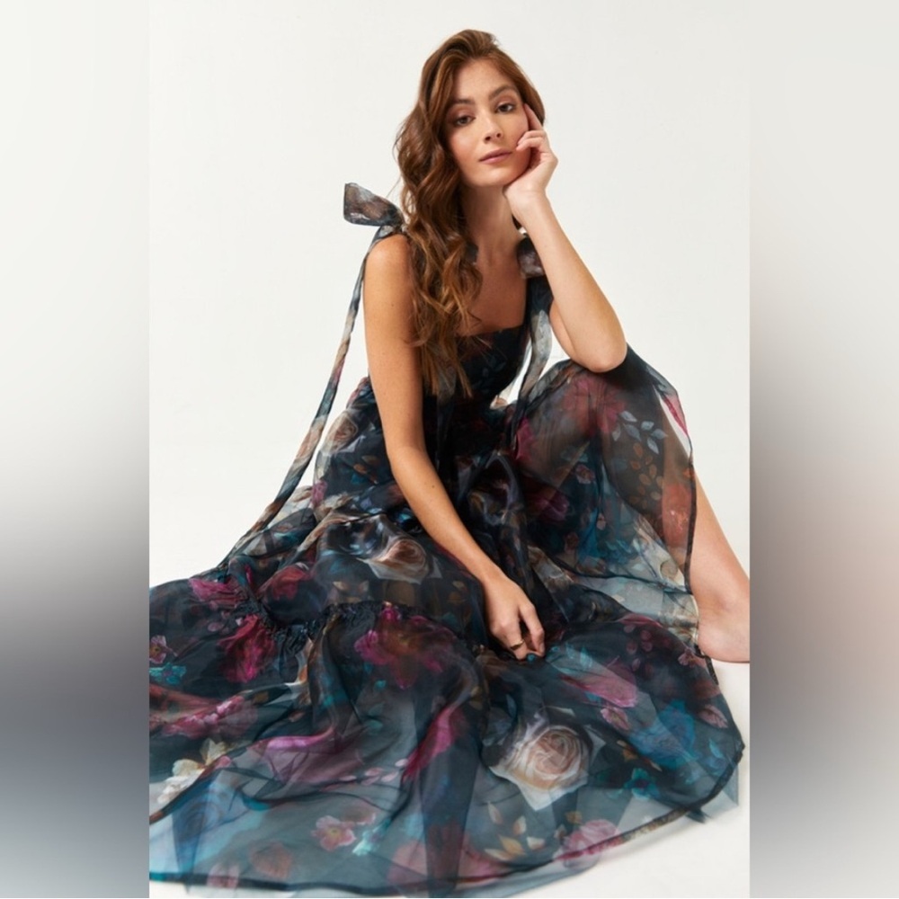 Ivanna Alahna Tiered Floral Maxi‎ Dress